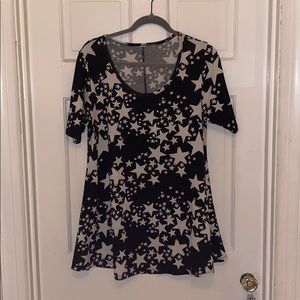 LuLaRoe Perfect Tee, size S